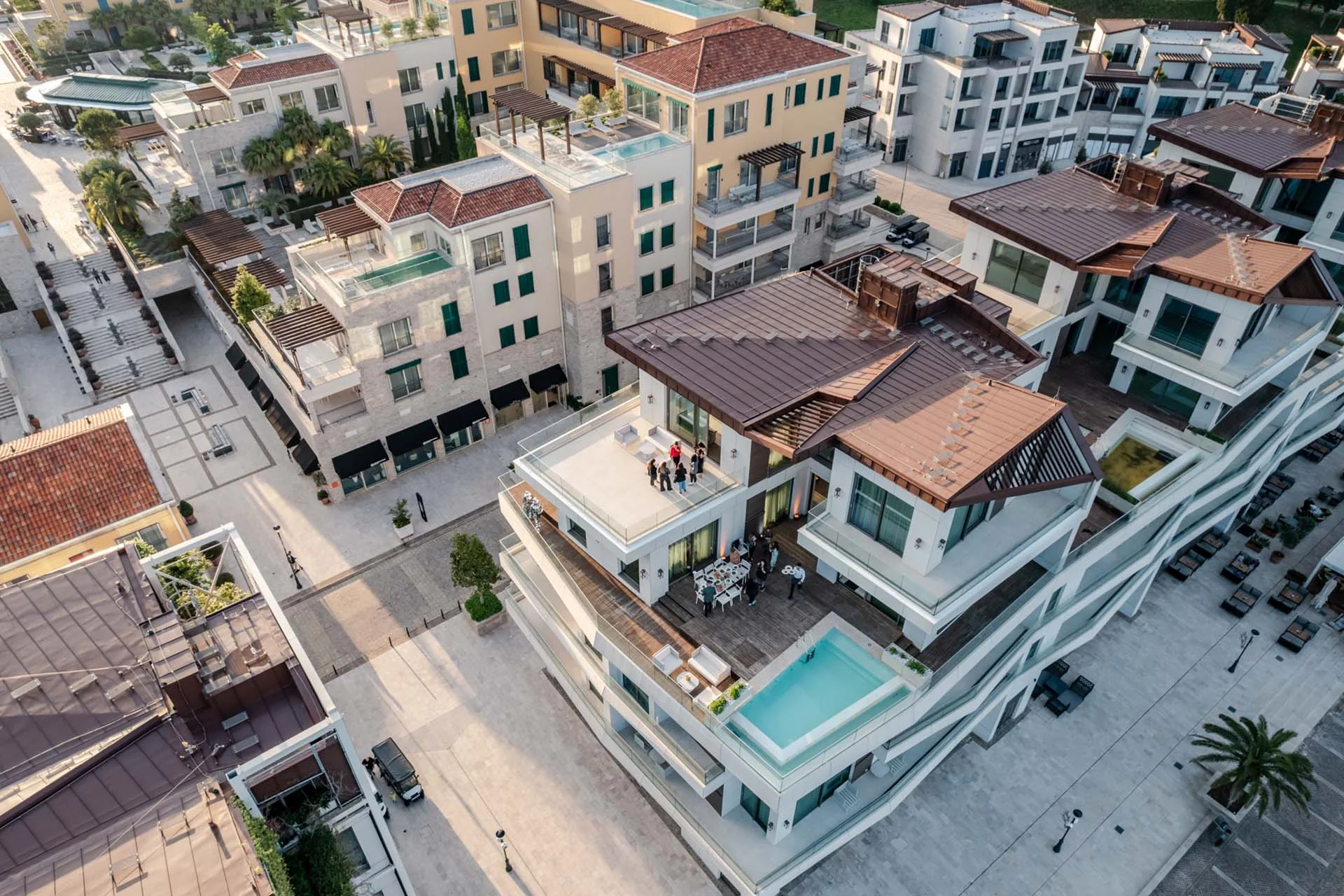 Великолепное жилье из серии Sky Villa – жемчужина недвижимости Portonovi, идеально подходящая для роскошного образа жизни