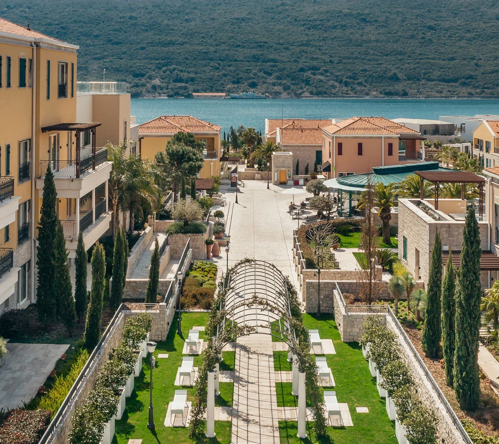 A SHORT GUIDE ON BUYING A PROPERTY IN PORTONOVI