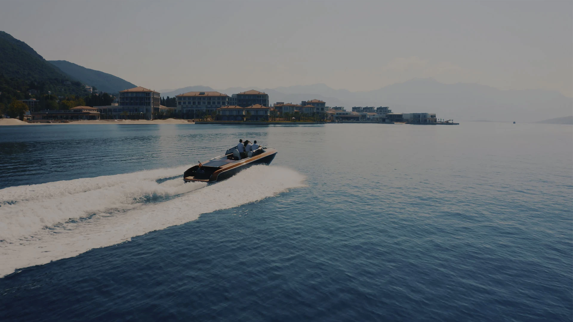 partialsRecords.img__alt